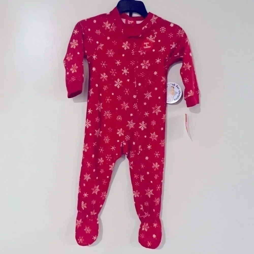 New Family Pajamas Matching Baby Merry Snowflake Footie One-Piece size 24months